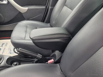 Dacia Duster 4WD 1.6i 77kw jen 67.244km 4x4 tažné zařízení - 16