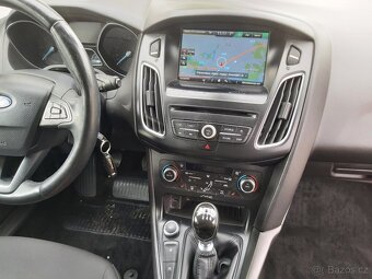 Ford Focus 1.5 TDCi, 2015, pěkný stav - 16