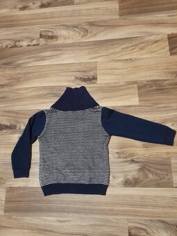 Mikiny a svetry, zachovale ve vel. 104-110/116 - 16