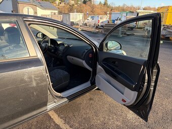 Kia Cee´d, 1,6 CRDi 84kW, 1. MAJITEL - 16