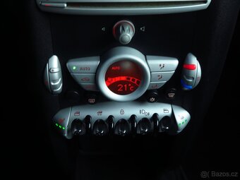 Mini Cooper S 1.6i - Kůže // Navigace // 128kW - 16