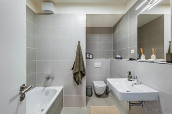 Prodej bytu 1+kk - 16