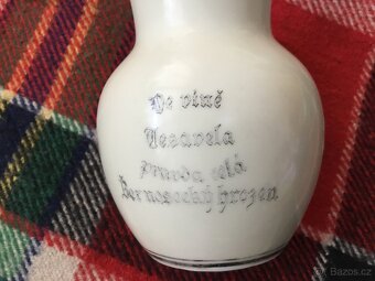 pullitr  1973, podtacek na odlivky, dzbanek RFH s textem - 16