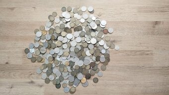 2kg československé mince, 445ks  konvolut minci - 16