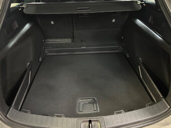 Toyota Corolla Touring Sports 1.8 Hybrid Comfort, tažné zař. - 16