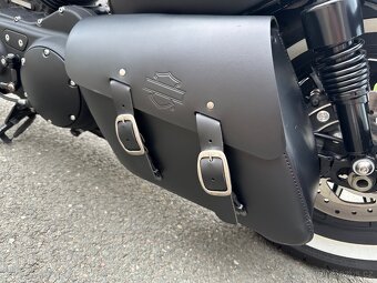 Kompletní TOP stavba Harley-Davidson Sportster Iron 883 XL - 16
