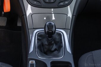 Opel Insignia 2.0 CDTI 130k Cosmo - 16