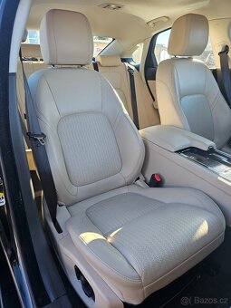 JAGUAR XF 2019 2.0 25D 177kW SEDAN,VÝHŘEVY,KŮŽE,NAVI - 16
