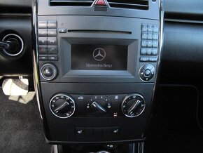 Mercedes-Benz A 160i AUTOMAT ČR SPZ výhřev PARK SENZORY - 16