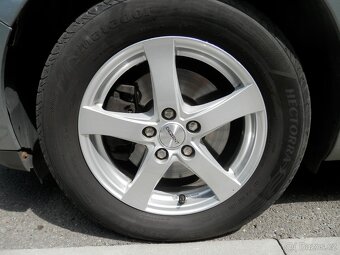 Ford Galaxy 2.0TDCi 103Kw, 7míst, tažné, 2xkola - 16