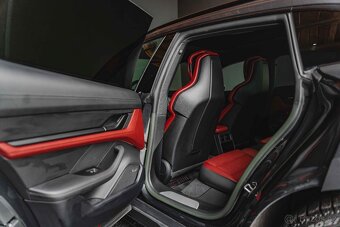 PORSCHE Taycan-4S-Cross-Turismo-1m-CZ-R21 - 16