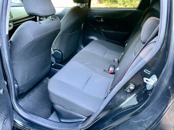 TOYOTA YARIS 1.5,rv 2012 55kW Hybrid AUTOMAT - 16