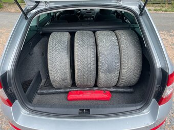 Škoda Octavia 2,0 TDi Serviska, Výhřev, ALU - 16
