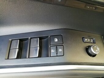 Toyota Highlander, 2.5 Hybrid AWD Prestige Tech - 16