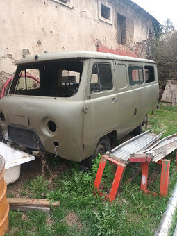 UAZ 452 - 16