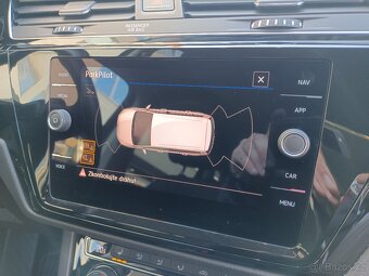 VW Touran Comfortline 2.0TDI 110kW DSG ACC par. kamera ERGO - 16