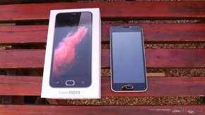 Prodám sběrateli sbírku mobil. telefonů, různé stáří a typů - 16