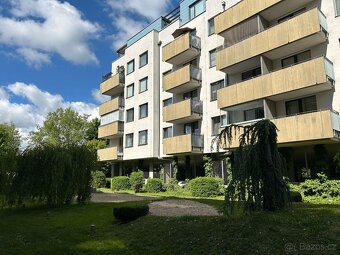 Pronájem bytu 2+KK  56 m2 ulice Makedonská Praha 9 - 16