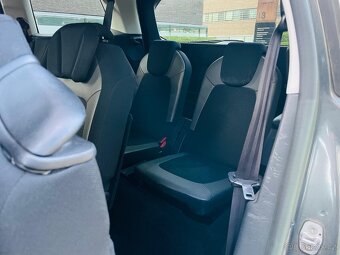 Citroën Grand C4 Picasso 2.0HDi MANUÁL KAMERA 7MÍST SERVISKA - 16