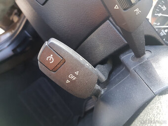 BMW X1 S-DRIVE 2.0D 130KW SERVISKA r.v.5/2010 - 16