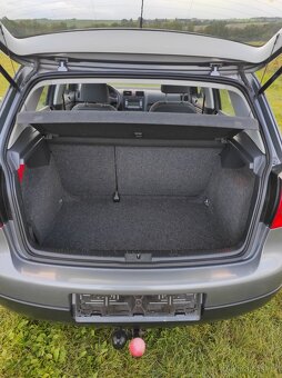 VW Golf V 1,9 TDi, 2008, nová STK, tažné - 16