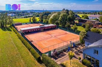Prodej komerčního objektu s restaurací s 4 tenisovými kurty  - 16