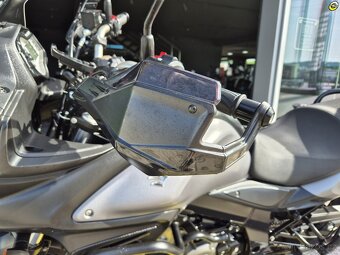 Suzuki DL 650 V-Strom - 16