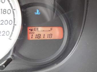 Prodám Mazda 2 ,1.4i,63kw 2.maj - 16