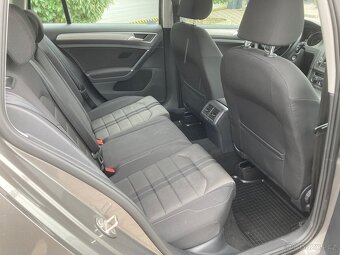 VW Golf 7 Variant 2,0 TDi 110kw - koupeno v ČR - 16