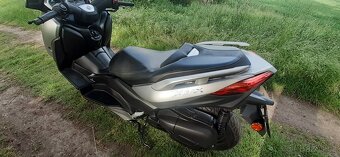 Yamaha X max 125 (2018 nové v čr ) - 16