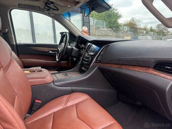 Cadillac Escalade 2017 - 16