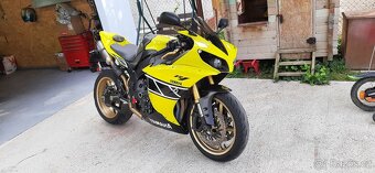 Yamaha YZF-R1 TCS 2014 RN22 - 16