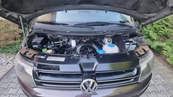 VW Multivan T5. 2.0Tdi 103kw Comfortline servis VW rok 2012 - 16