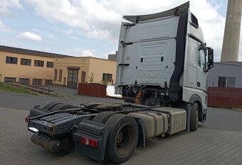 Mercedes Benz Actros 1845 - 16
