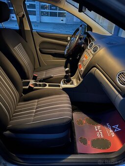 Focus Kombi 1,6 Duratec 16V 100k  Servis FORD - 16