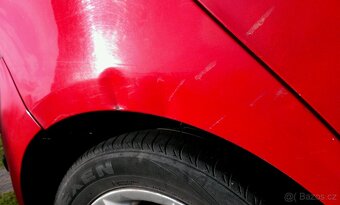 Toyota Yaris 1.3 VVTi - 121000km - 16