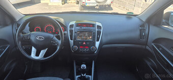 Kia Cee´d, 1.4 i NAVIGACE, DIG KLIMA - 16