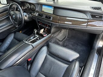 740d Individual, 225000km, 4x komforty, NightVisison, SoftCl - 16