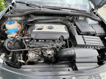 ŠKODA OCTAVIA 2 SCOUT 4x4 1.8TSI 118KW FACELIFT M2011 TAŽNÉ - 16