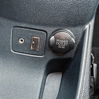 Ford fiesta sport - 16