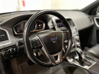 Volvo XC60 D4 AWD R-design pětiválec - 16