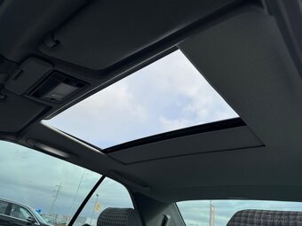 Mercedes-Benz W124 220CE 110kW TOP STAV 2.MAJITEL Manuál - 16