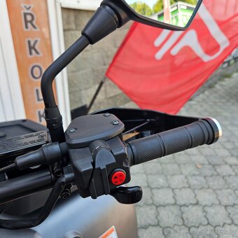 Access Motor Shade 650i LT EPS Xtreme, ČR, Naviják, Tažné - 16