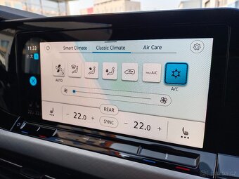 VW Golf 8 Variant Life 2.0TDI 110kW DSG Dynamic LED Virtual - 16