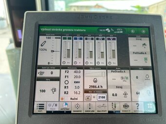 John Deere 7R270 - 16