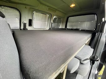 VW Caddy 2.0 tdi - TOP stav CAMPER úprava - 16