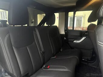Jeep Wrangler Sahara 3.6 V6 Unlimited 4x4 Kůže Navi 2018 - 16