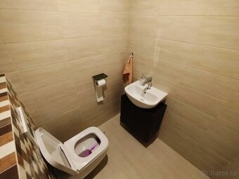 Prodej bytu 3+kk 96 m² s vlastní zahradou  - 16