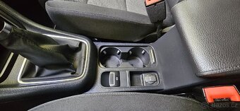 VW Sharan 2011, 2.0TDI 103KW 5 míst - 16