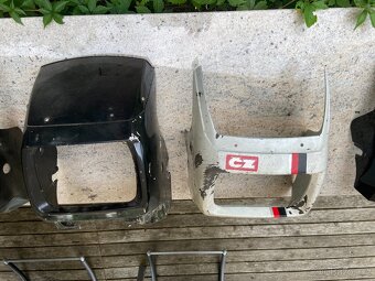 Jawa 350/638/639/640 přední maska světla - 16